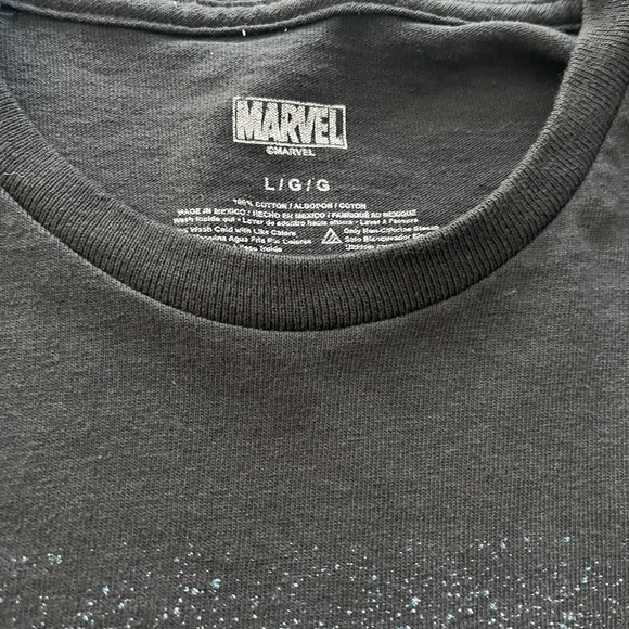 Marvel DeadPool Shirt - Picture 6 of 9